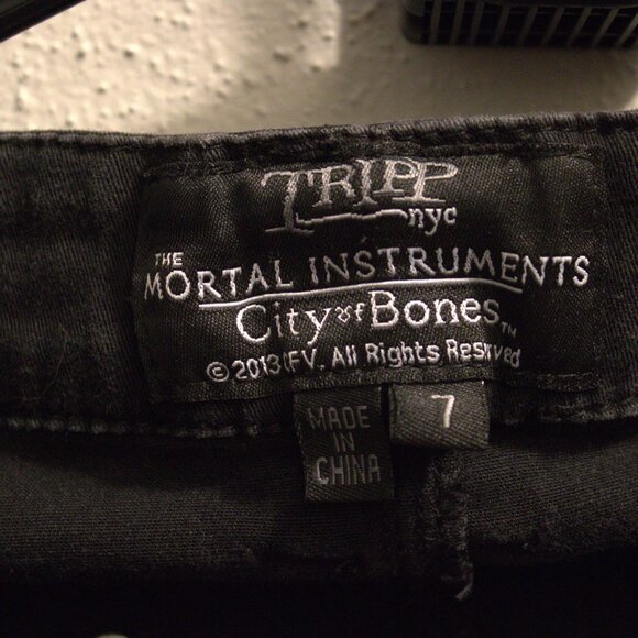 TRIPP NYC The Mortal Instruments Black City Of Bones Skinny Jeans - Picture 5 of 9